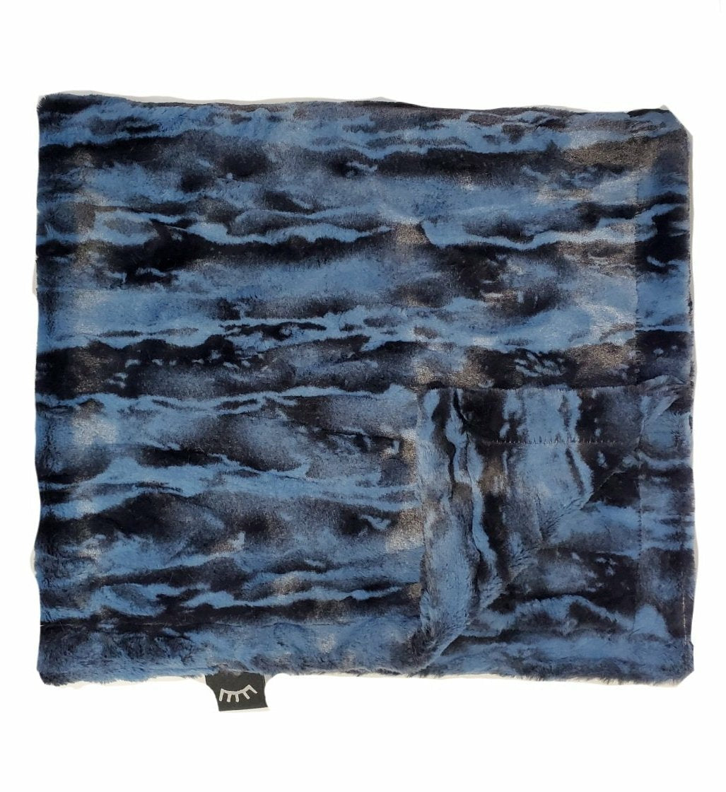 Winx + Blinx Marble Navy Furry Blanket