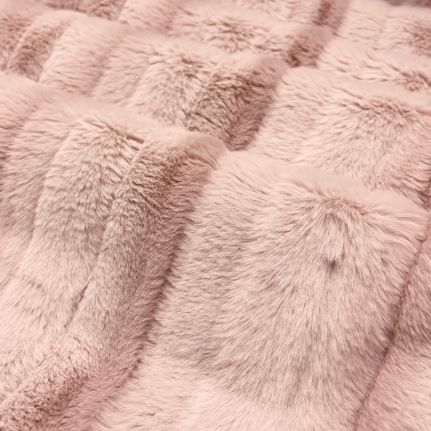 Kidu Wave Pink Furry Blanket