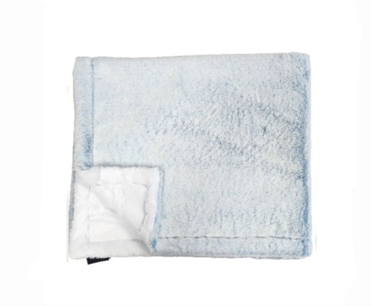 Winx + Blinx Plush Frosted Sky Furry Blanket