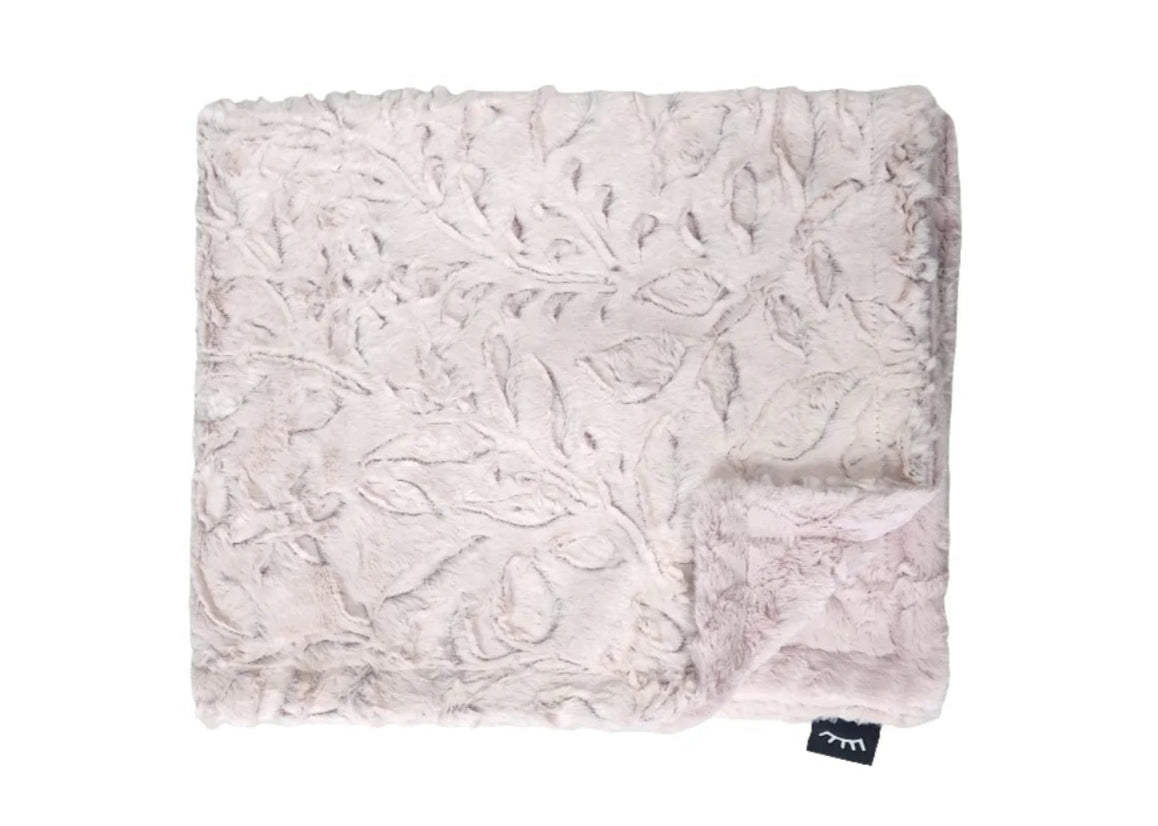 Winx + Blinx Poppy Mauve Furry Blanket